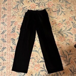 No Boundaries Women's Black Cargo Sweatpants